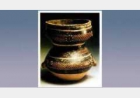 网纹彩陶束腰罐的图片，尺寸，器形和特征