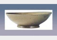 越窑青釉刻花碗的图片，尺寸，年代，特征，纹饰