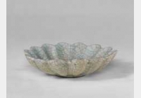 宋哥窑青釉菊瓣式盘的图片，特点，年代，鉴赏，馆藏