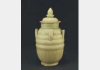 宋龙泉窑五孔盖瓶的图片，特点，年代，鉴赏，馆藏