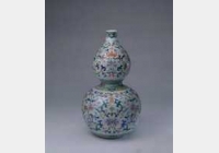 清乾隆斗彩勾莲纹“寿”字葫芦瓶的图片，特点，年代，鉴赏，馆藏