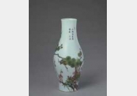 清雍正珐琅彩松竹梅纹瓶的图片，特点，年代，鉴赏，馆藏