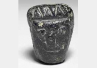 新石器时代晚期墨玉人首玉饰的图片，特点，价格，鉴赏，馆藏