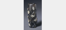 明“子冈”款茶晶梅花花插档案